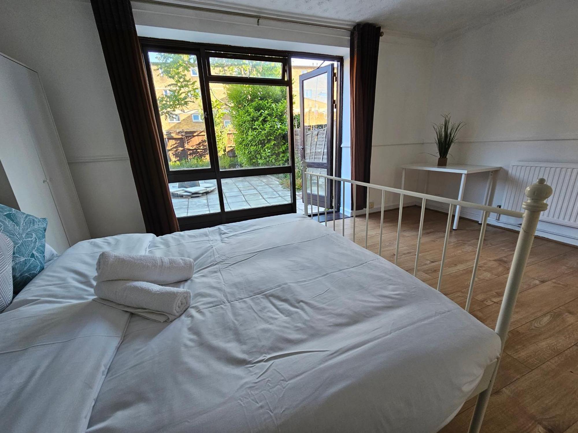 Towerhill Rooms Londres Extérieur photo